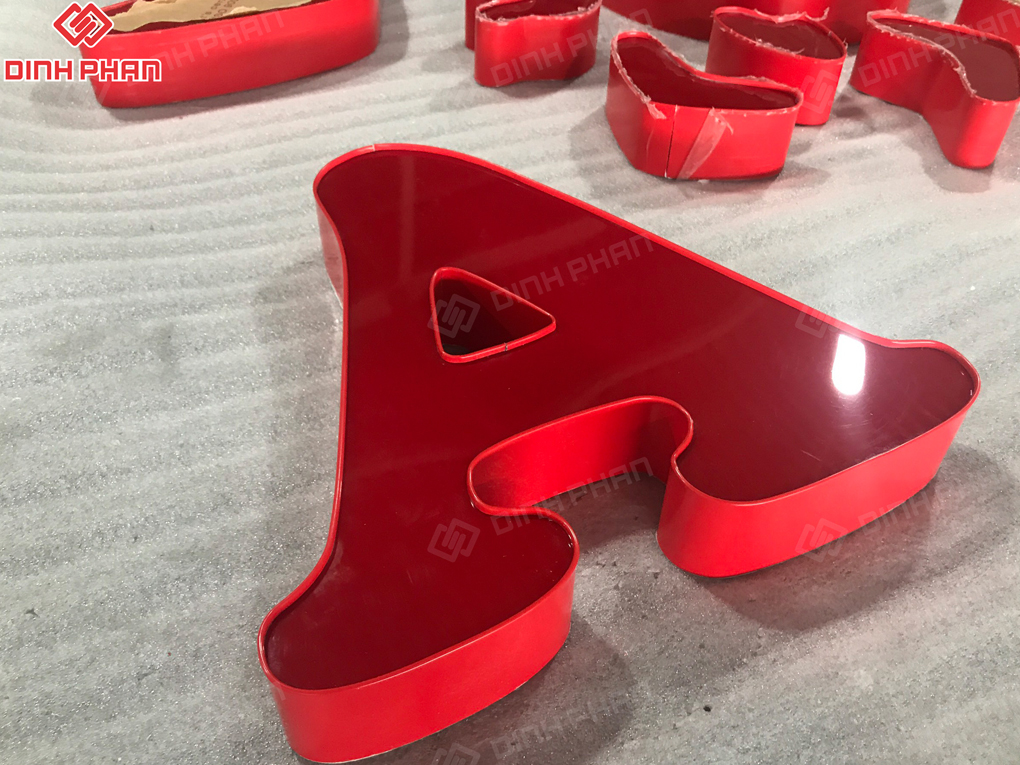 Gia Công Biển Quảng Cáo Chữ Nổi Mica Đẹp, Nhanh, Giá Rẻ Gia Công Biển Quảng Cáo Chữ Nổi Mica Đẹp, Nhanh, Giá Rẻ