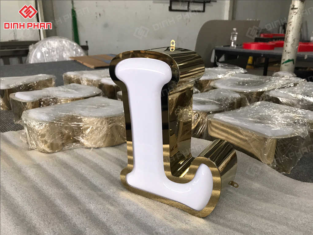 Gia Công Biển Quảng Cáo Chữ Nổi Mica Đẹp, Nhanh, Giá Rẻ Gia Công Biển Quảng Cáo Chữ Nổi Mica Đẹp, Nhanh, Giá Rẻ