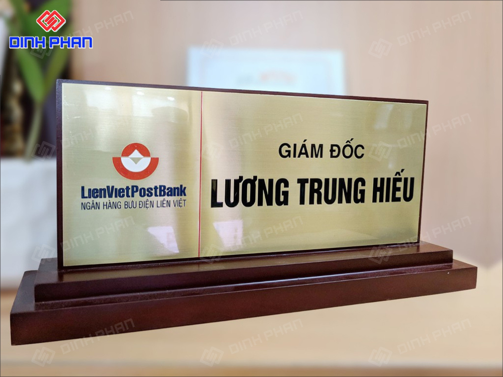 Làm Bảng Tên Để Bàn, Biển Chức Danh Chuyên Nghiệp, Giá Rẻ Làm Bảng Tên Để Bàn, Biển Chức Danh Chuyên Nghiệp, Giá Rẻ