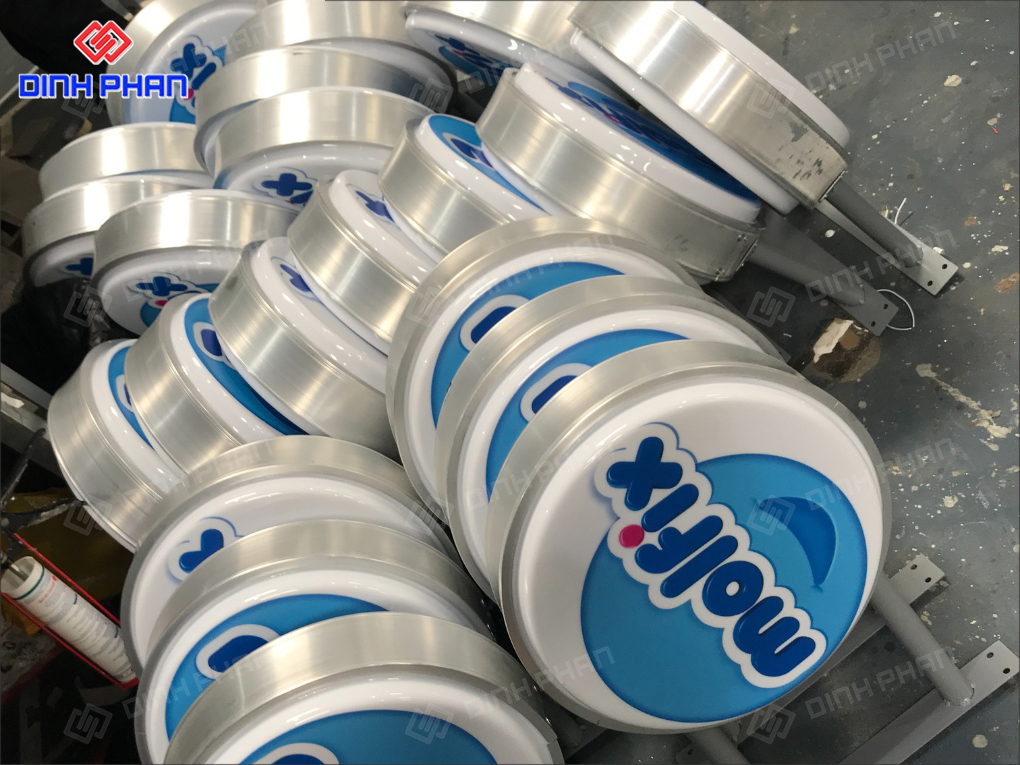 20+ Mẫu Biển Vẫy Hộp Đèn Quảng Cáo Cao Cấp, Ấn Tượng 20+ Mẫu Biển Vẫy Hộp Đèn Quảng Cáo Cao Cấp, Ấn Tượng
