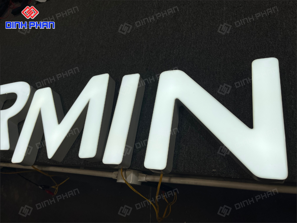 Làm Bảng Hiệu Hộp Đèn Chữ Nổi Đa Dạng Mẫu Mã, Giá Rẻ