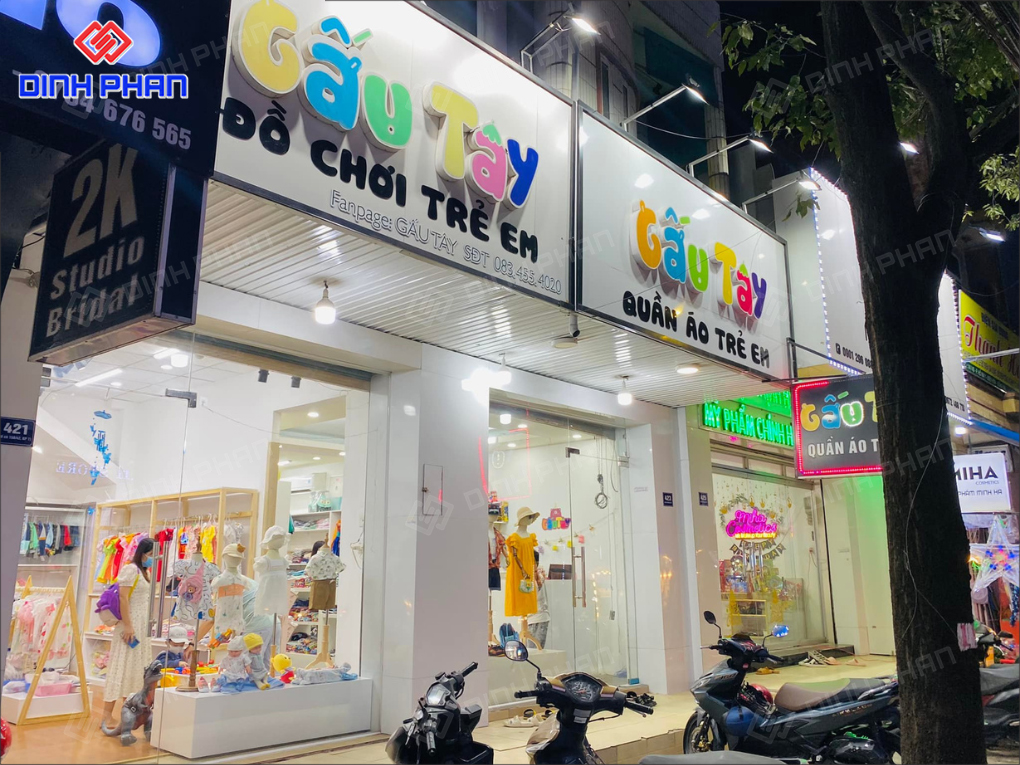 25+ Mẫu Bảng Hiệu Shop Quần Áo Trẻ Em Dễ Thương, Thu Hút