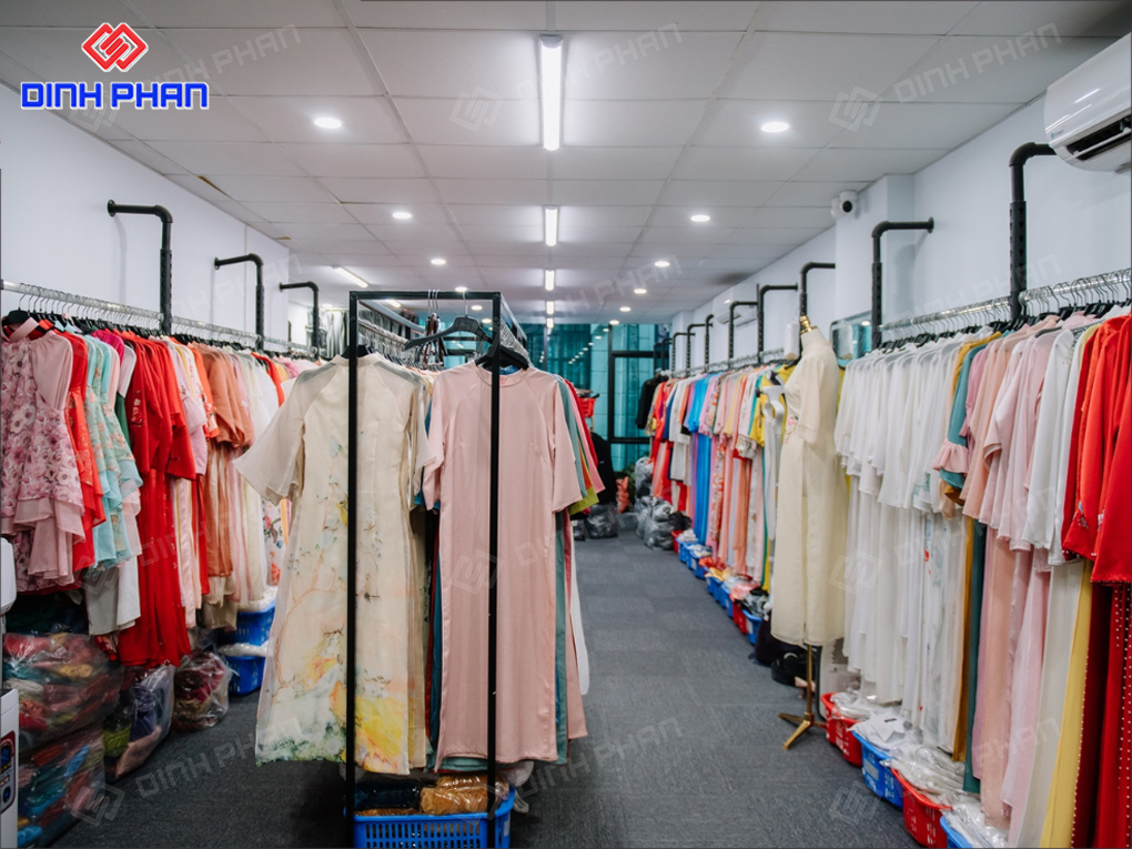 20+ Mẫu Thiết Kế Cửa Hàng Áo Dài Nổi Bật, Phá Cách 20+ Mẫu Thiết Kế Cửa Hàng Áo Dài Nổi Bật, Phá Cách