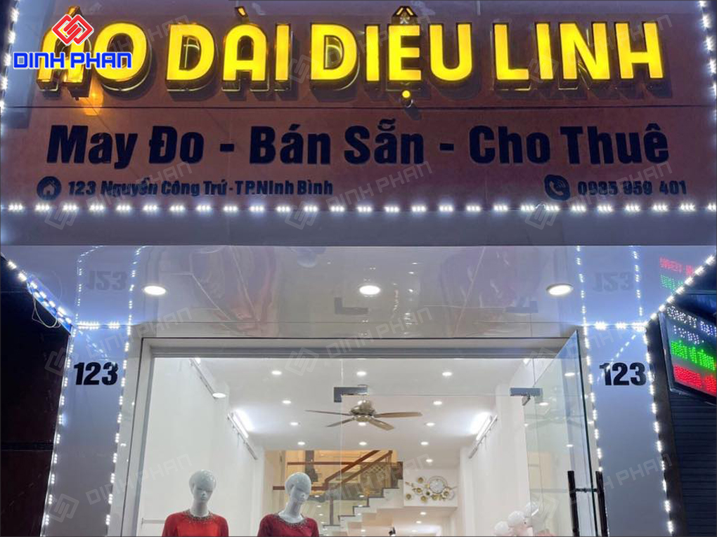 20+ Mẫu Thiết Kế Cửa Hàng Áo Dài Nổi Bật, Phá Cách 20+ Mẫu Thiết Kế Cửa Hàng Áo Dài Nổi Bật, Phá Cách