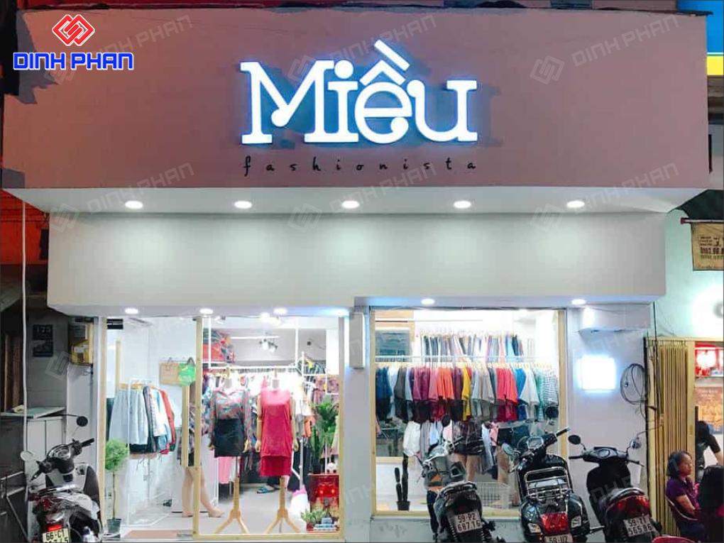 20+ Mẫu Thiết Kế Mặt Tiền Shop Thời Trang Đẹp, Sang, Thu Hút 20+ Mẫu Thiết Kế Mặt Tiền Shop Thời Trang Đẹp, Sang, Thu Hút