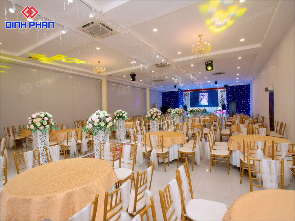 15+ Mẫu Thiết Kế Nhà Hàng Tiệc Cưới Đẳng Cấp, Lãng Mạn 15+ Mẫu Thiết Kế Nhà Hàng Tiệc Cưới Đẳng Cấp, Lãng Mạn