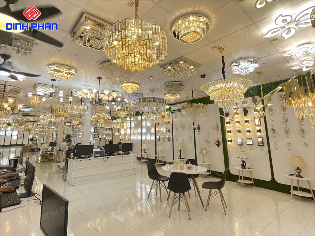 20+ Mẫu Thiết Kế Showroom Đèn Trang Trí Xu Hướng, Luxury 20+ Mẫu Thiết Kế Showroom Đèn Trang Trí Xu Hướng, Luxury