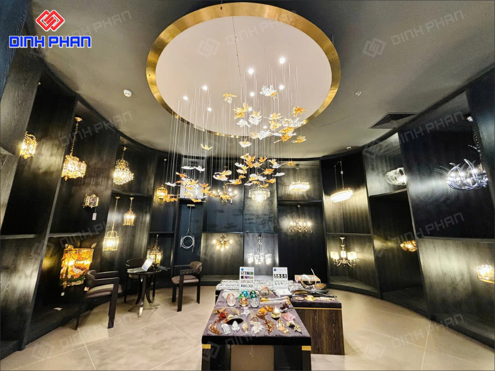 20+ Mẫu Thiết Kế Showroom Đèn Trang Trí Xu Hướng, Luxury 20+ Mẫu Thiết Kế Showroom Đèn Trang Trí Xu Hướng, Luxury