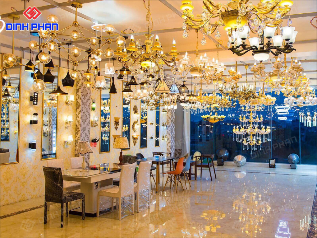 20+ Mẫu Thiết Kế Showroom Đèn Trang Trí Xu Hướng, Luxury 20+ Mẫu Thiết Kế Showroom Đèn Trang Trí Xu Hướng, Luxury