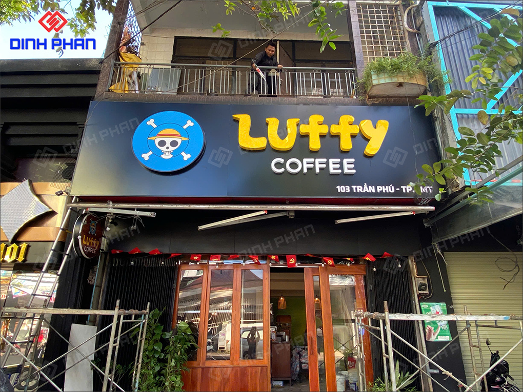 làm bảng hiệu quán cafe Luffy tại Đắk Lắk