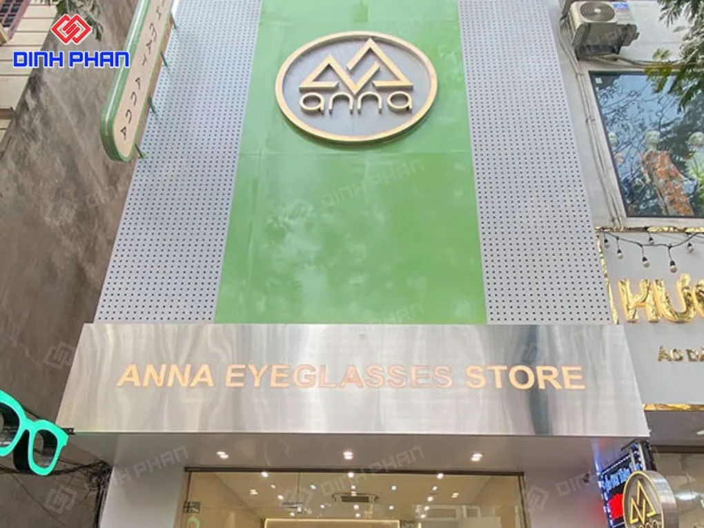 Bảng hiệu kính mắt