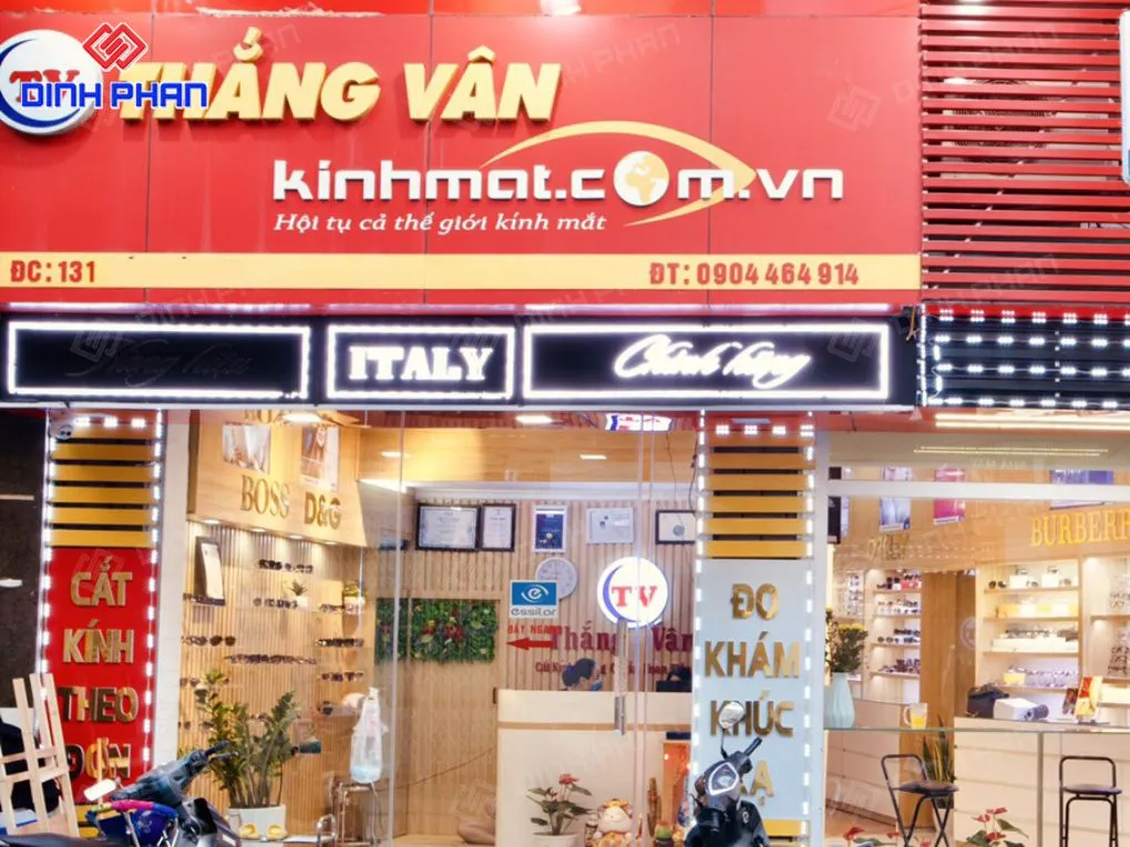 Bảng hiệu kính mắt