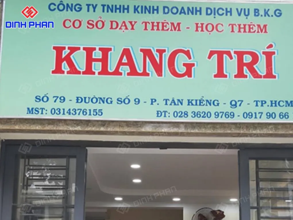 Bảng hiệu lớp dạy thêm