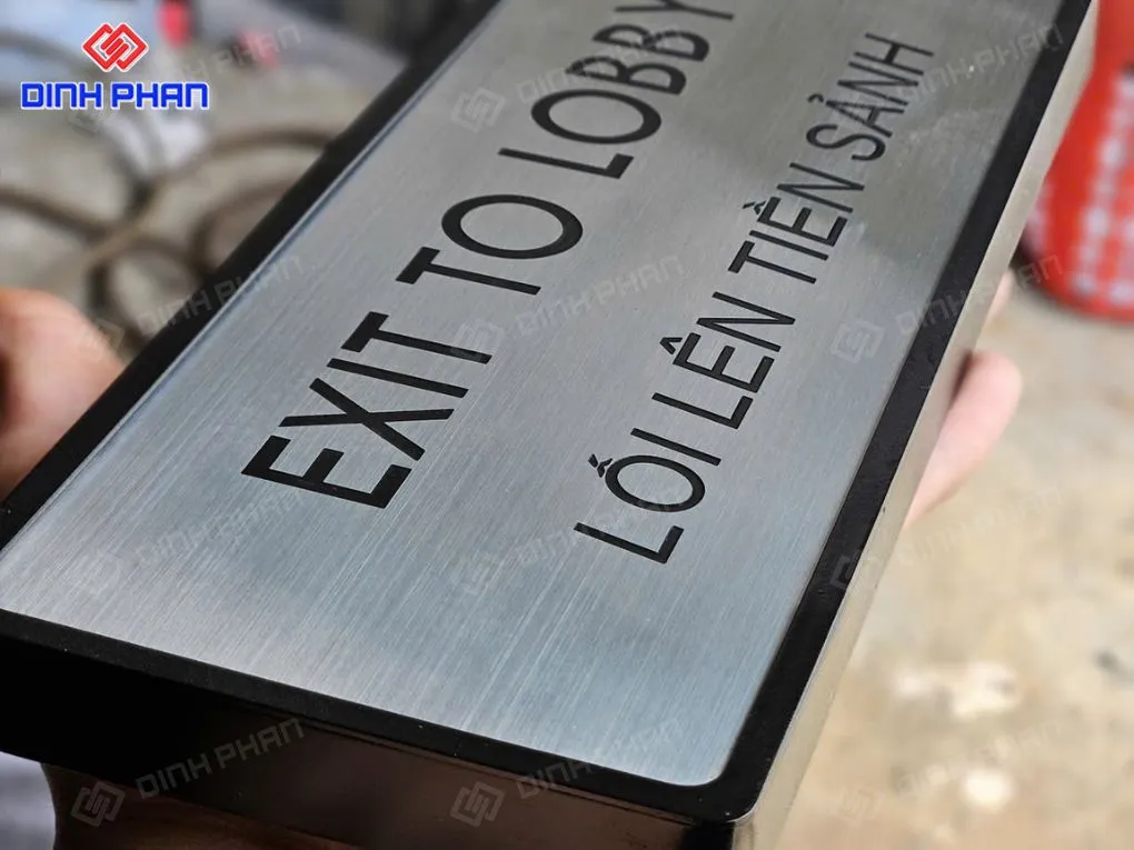 Bảng tên inox