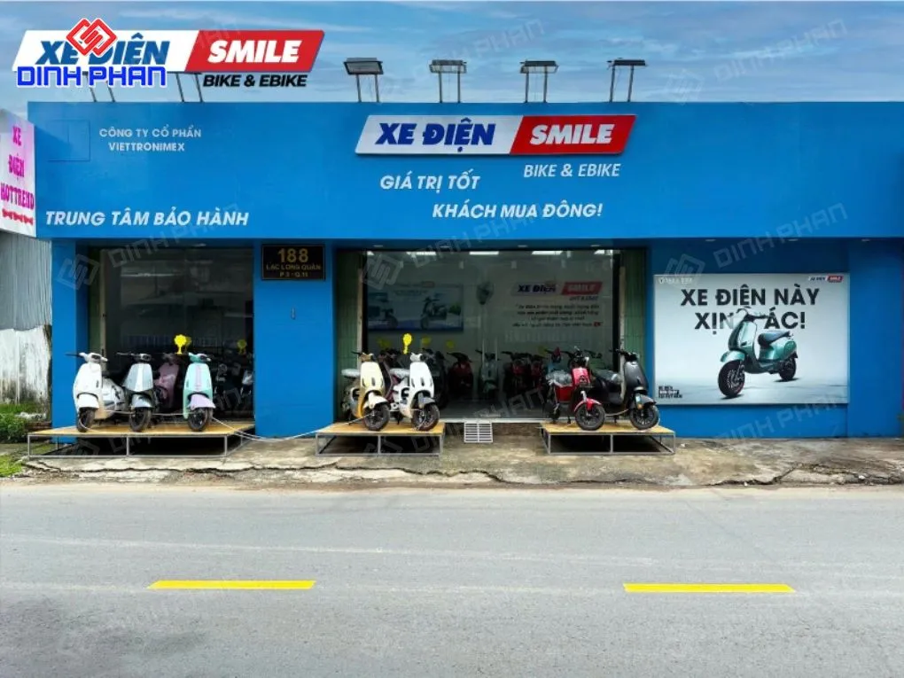 Biển quảng cáo xe điện