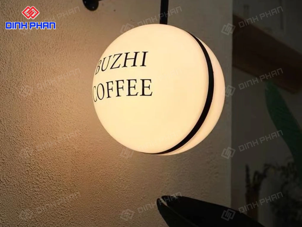 Biển vẫy cafe là gì? Cách chọn biển đẹp, nổi bật cho quán