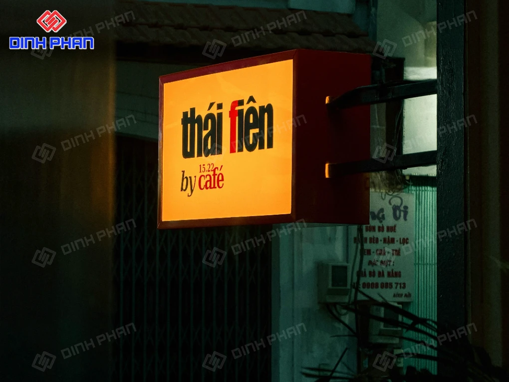 Biển vẫy cafe là gì? Cách chọn biển đẹp, nổi bật cho quán