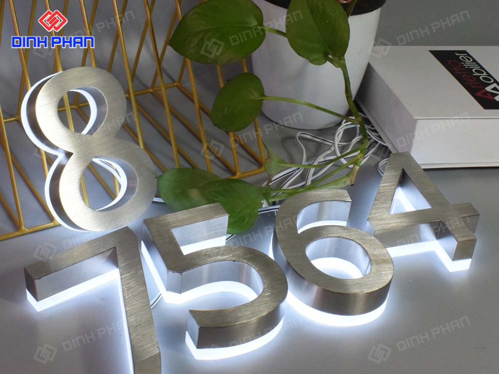 chu inox hat sang chan 2