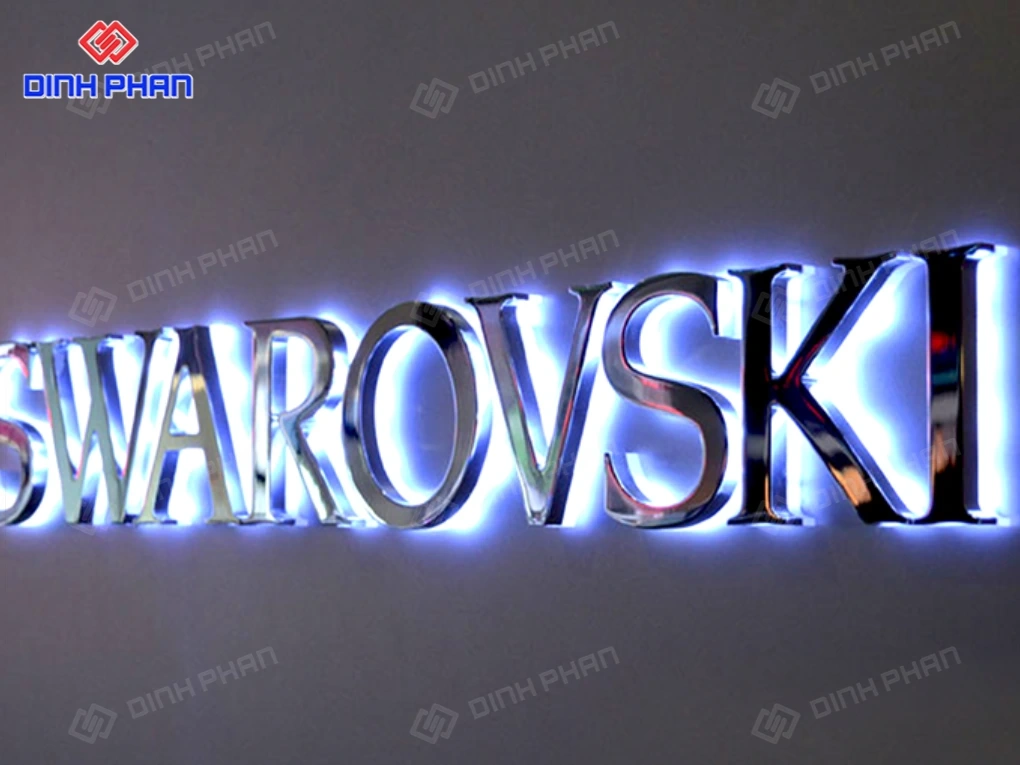 gia cong chu inox hat sang chan 3