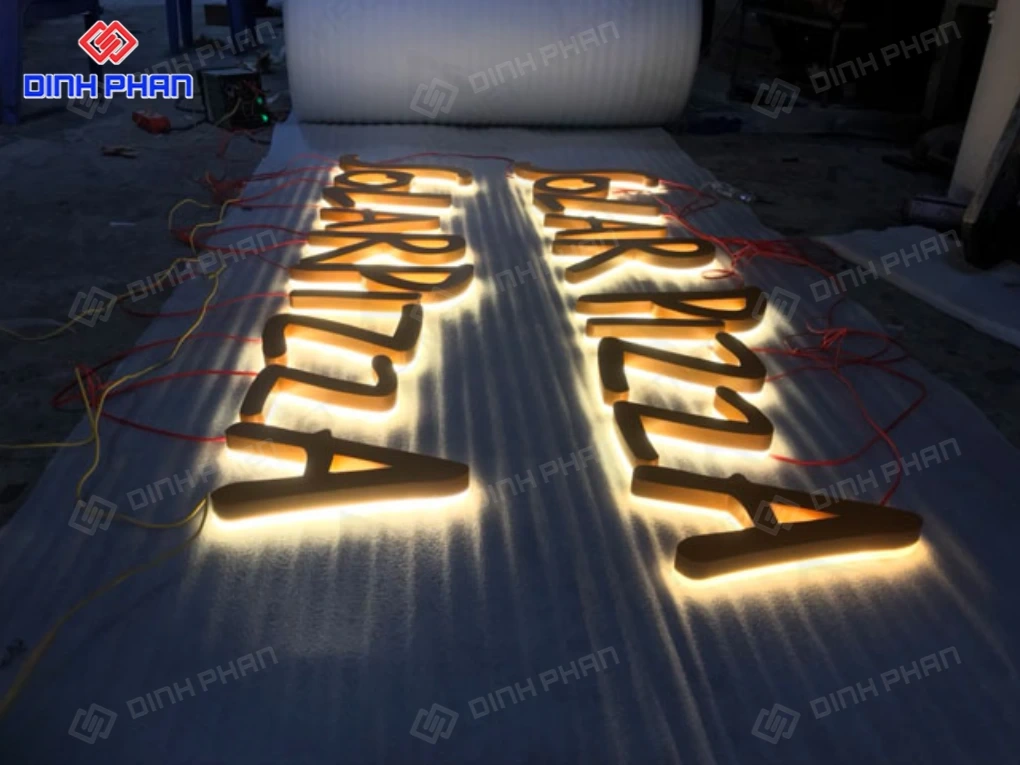 gia cong chu inox hat sang chan 7