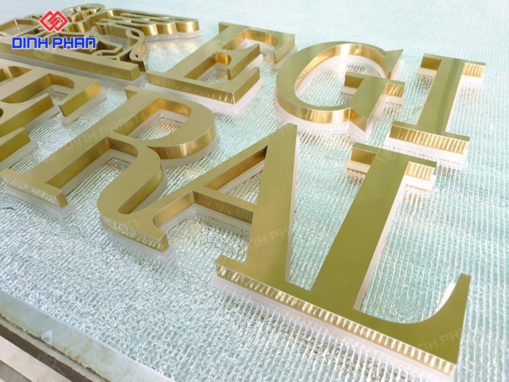 gia cong chu inox vang xuoc 4