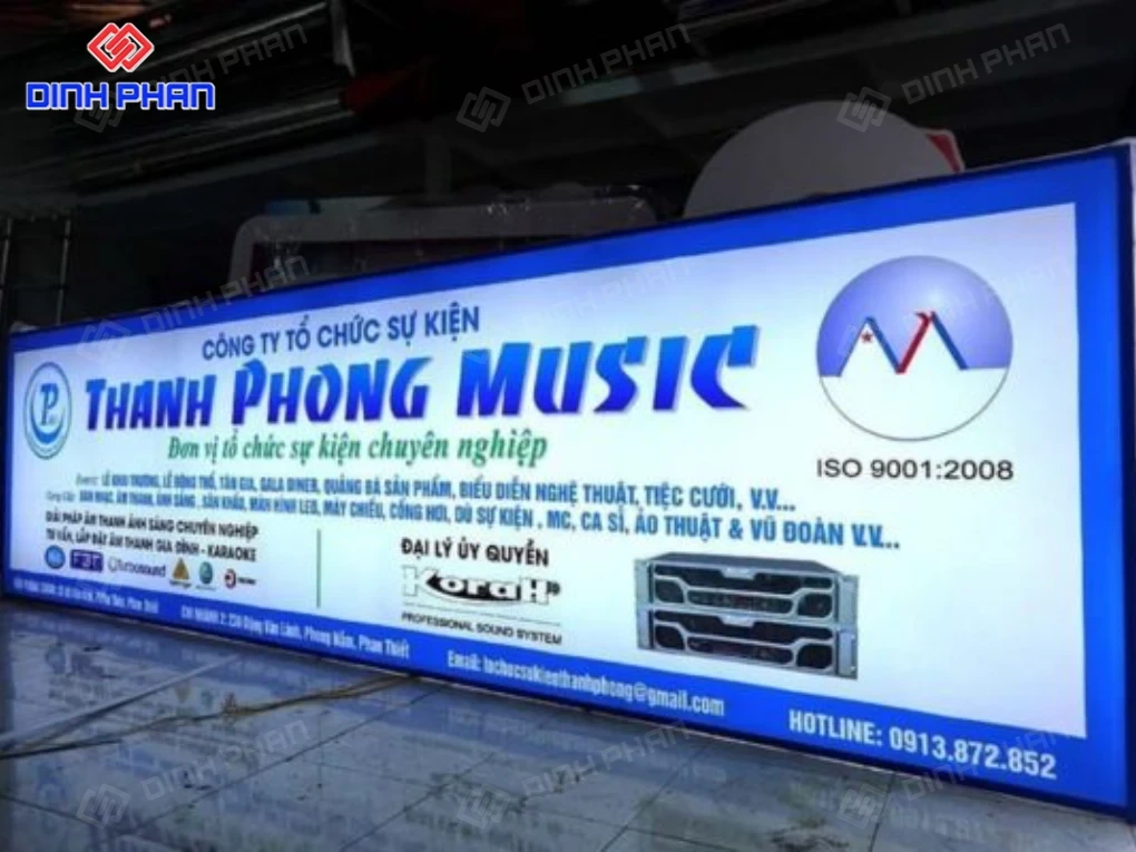 lam bang hieu hop den hiflex 8