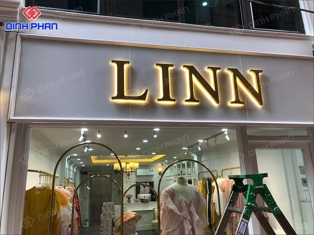 lam bang hieu shop thoi trang 4 25 11zon