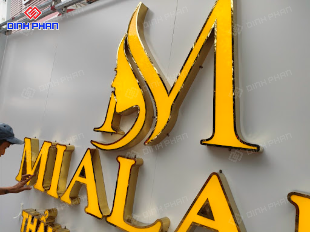 lam chu inox long vien 8