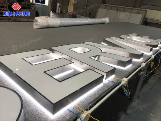 Làm chữ inox mặt mica tại xưởng không qua trung gian, giá tốt nhất