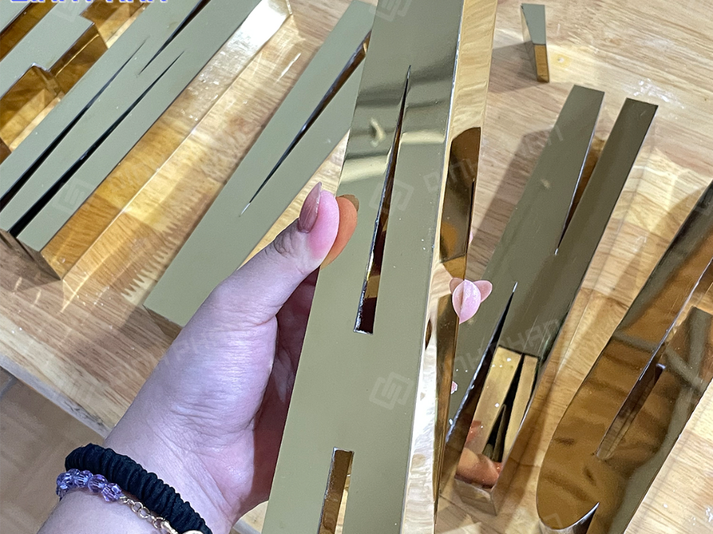 lam chu inox vang guong 10