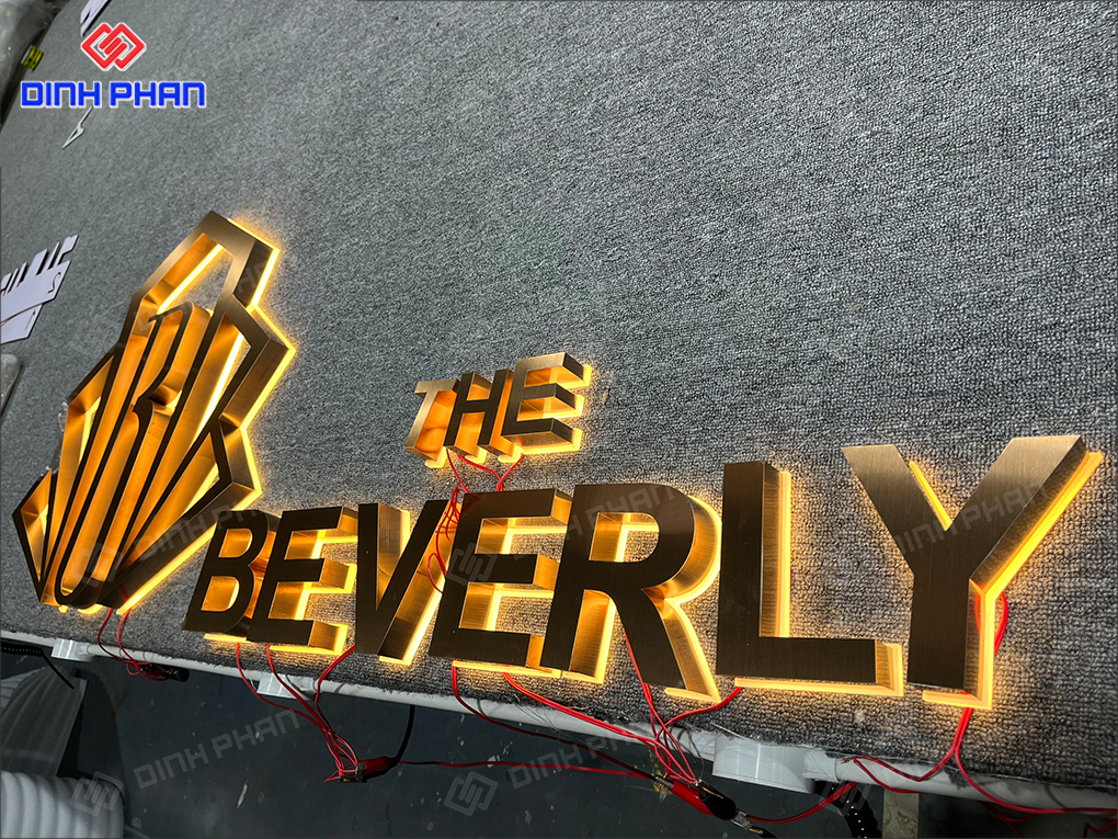 lam chu inox vang guong 3