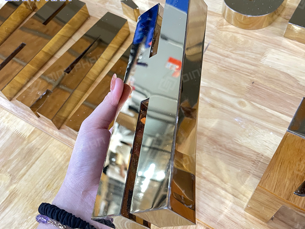 lam chu inox vang guong 8