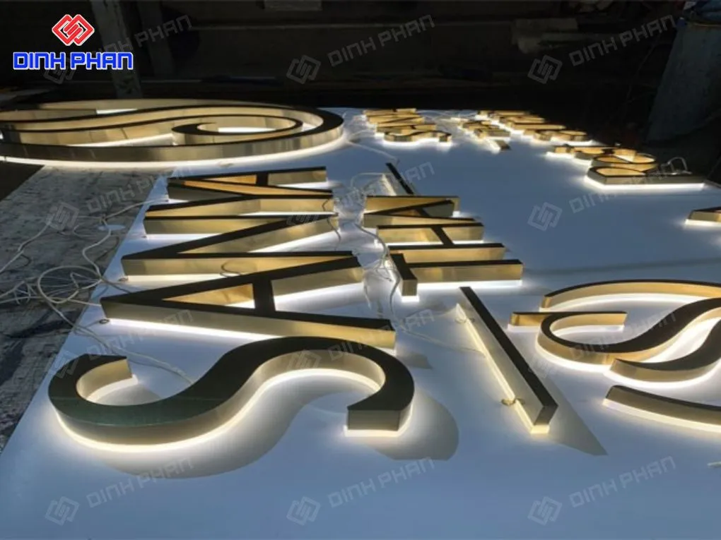 Làm chữ inox vàng xước 