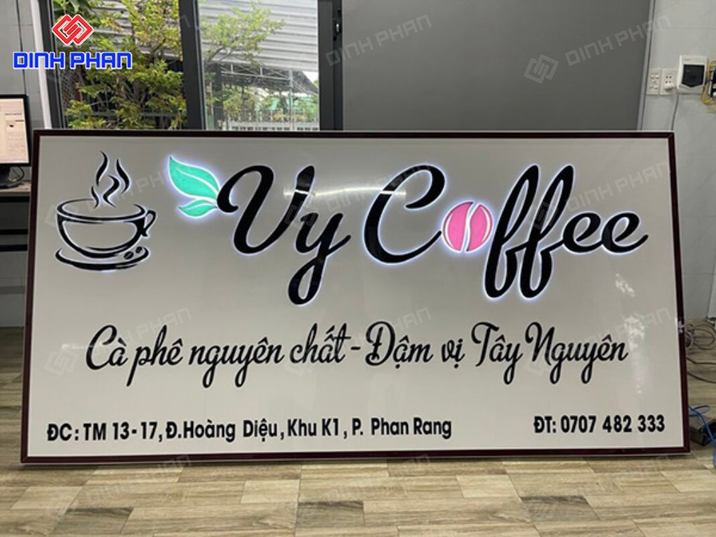 Bảng hiệu cafe pha máy