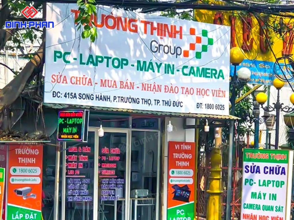 Bảng hiệu cửa hàng camera