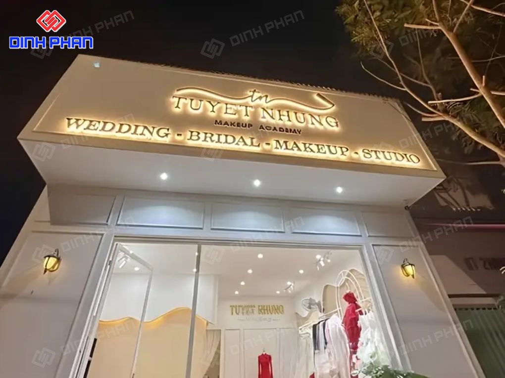 Bảng hiệu studio áo cưới