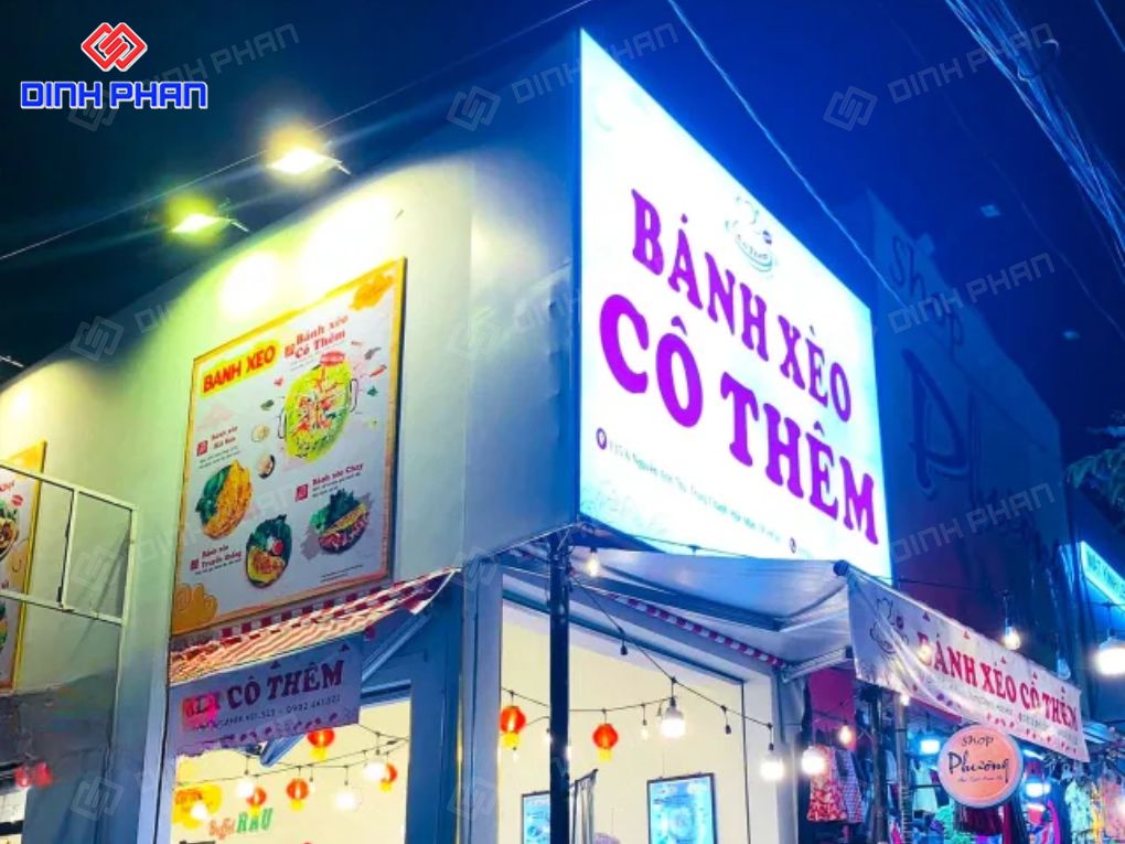 Bảng hiệu tiệm bánh xèo
