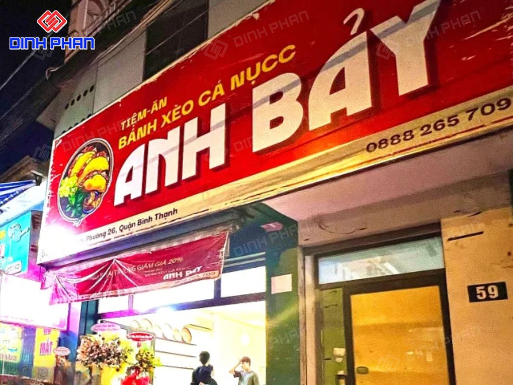 Bảng hiệu tiệm bánh xèo