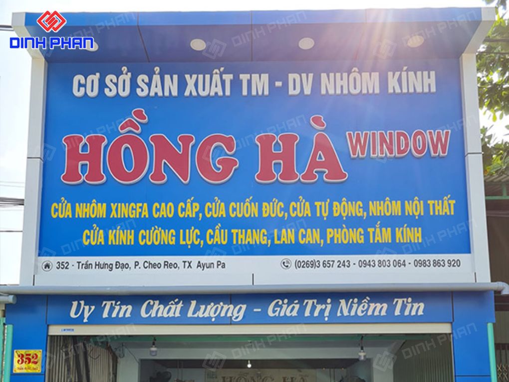 Bảng hiệu tiệm nhôm kính ngoài trời loại nào bền đẹp Bảng tiệm hiệu nhôm kính
