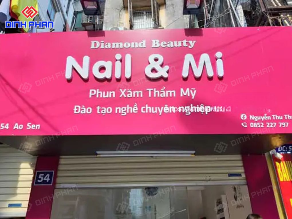Bảng hiệu tiệm nối mi 