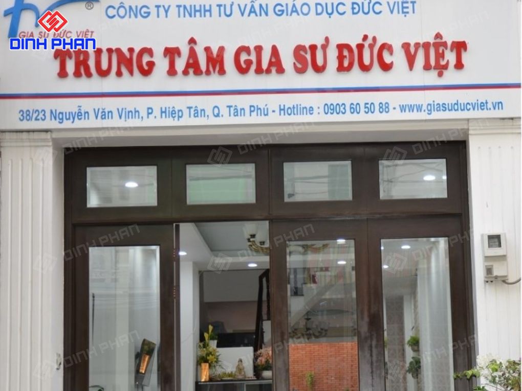 Bảng hiệu trung tâm dạy thêm
