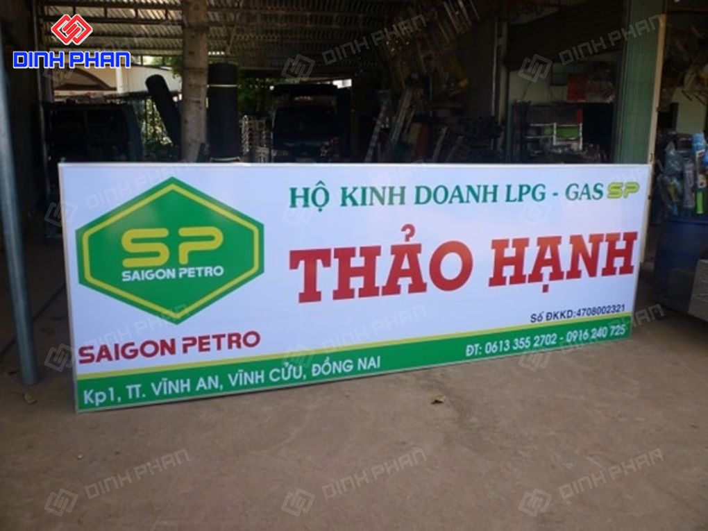 Làm bảng hiệu alu dán decal