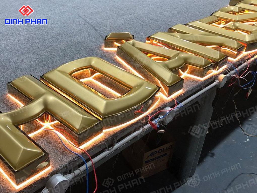 Làm bảng hiệu led