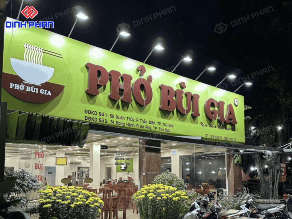 Làm bảng hiệu quán phở