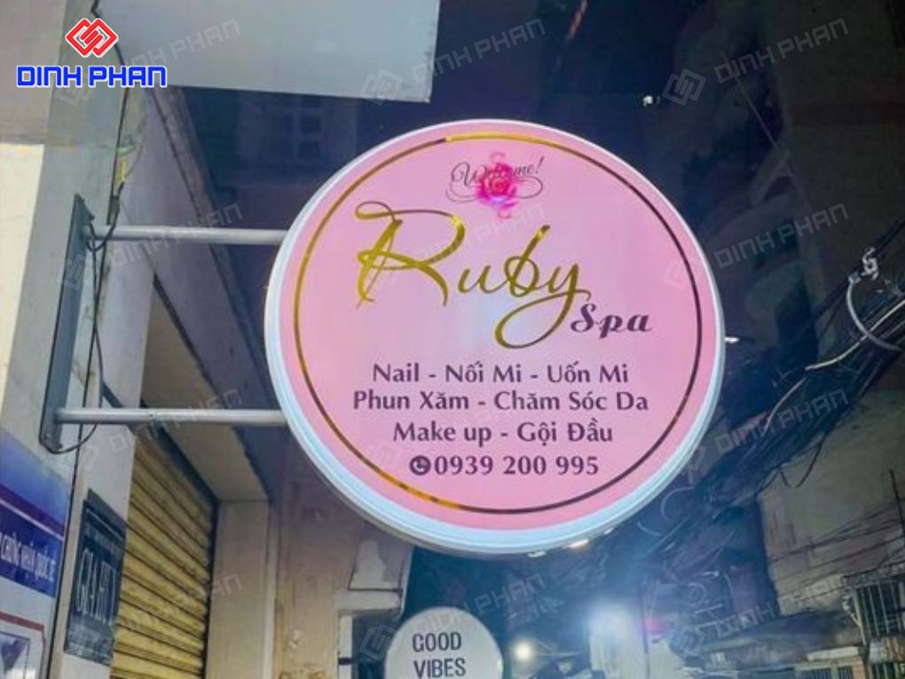 Làm biển vẫy spa
