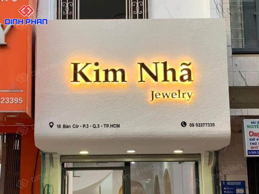 Chọn bảng hiệu đèn led đẹp và bền Bảng hiệu đèn led