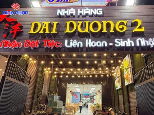 Bảng hiệu nhà hàng