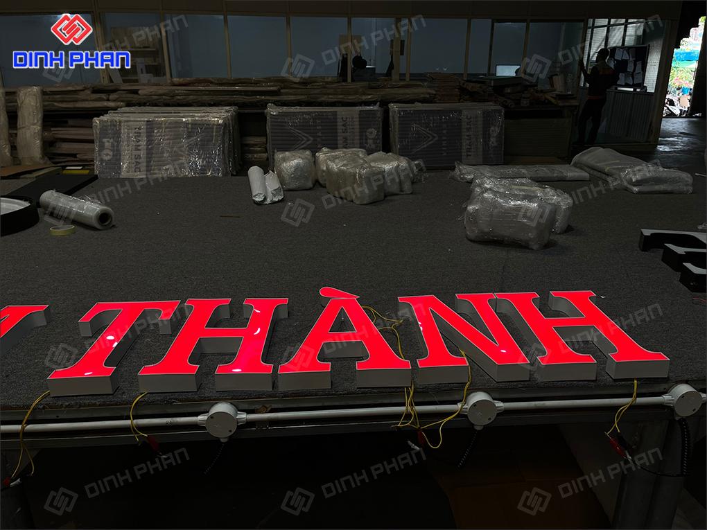 Chữ đèn LED