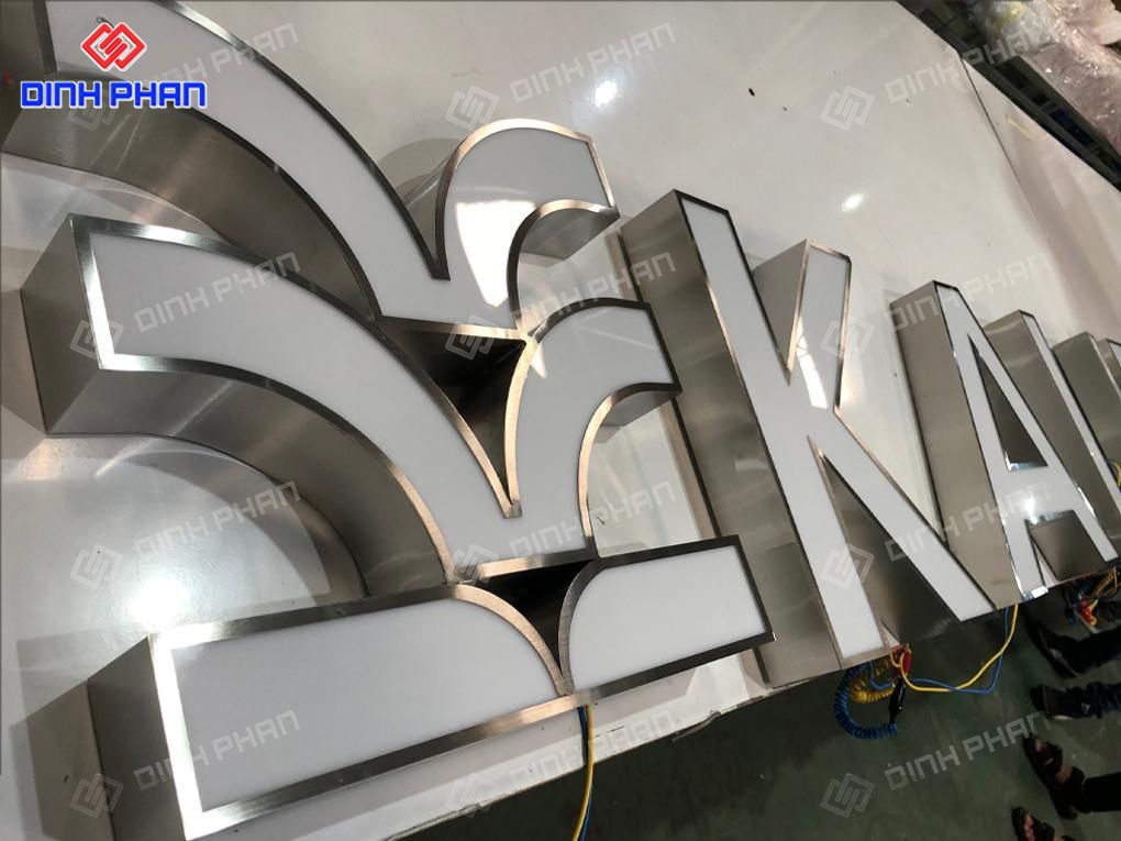 Chữ inox trắng