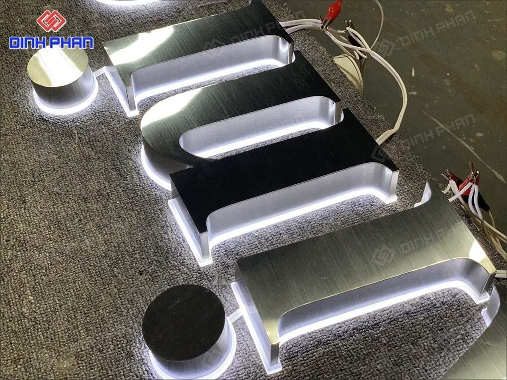 Chữ inox trắng xước